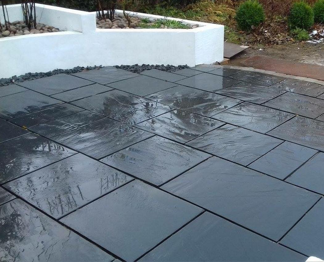 black slate paving slabs