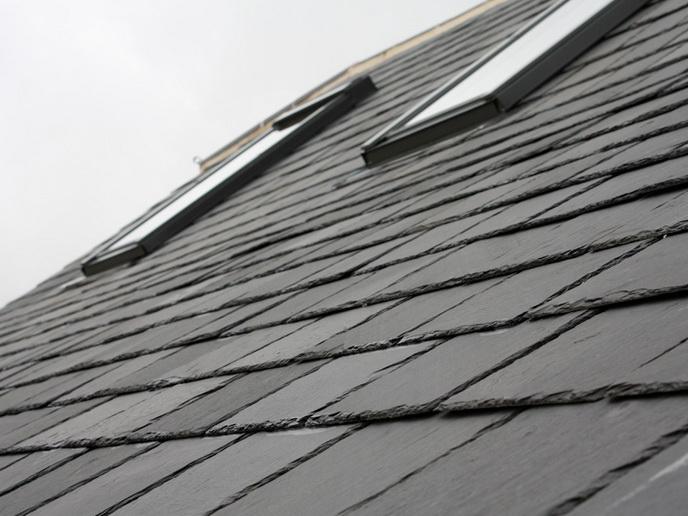 Roof Slate, Black Slate Roofing Tiles 500x250x5-7mm, £11.65/m2 - Paving Slabs UK