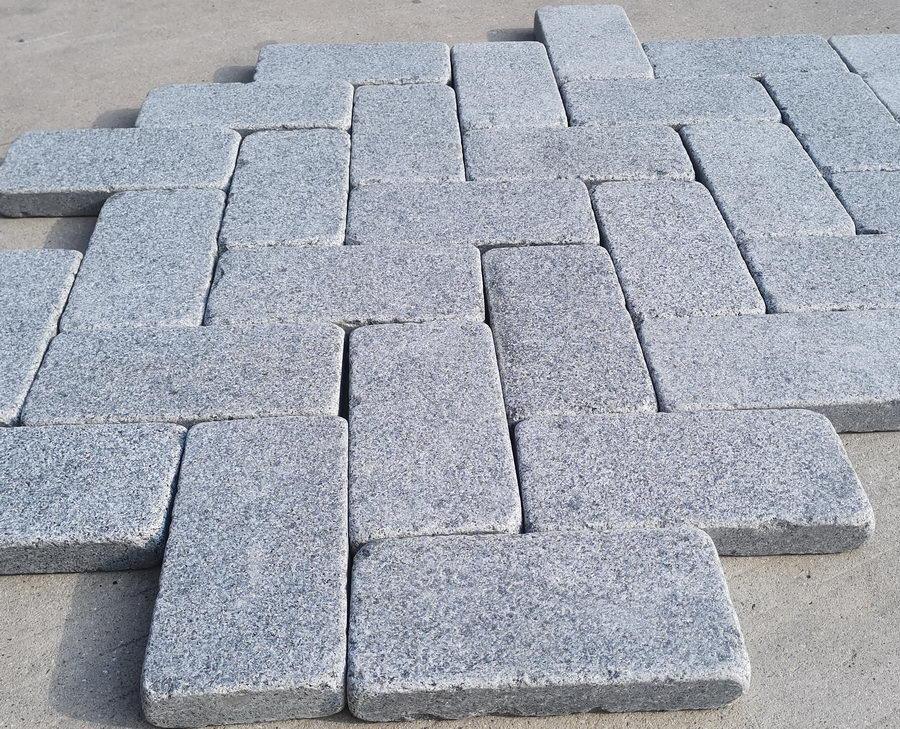 sawn granite setts