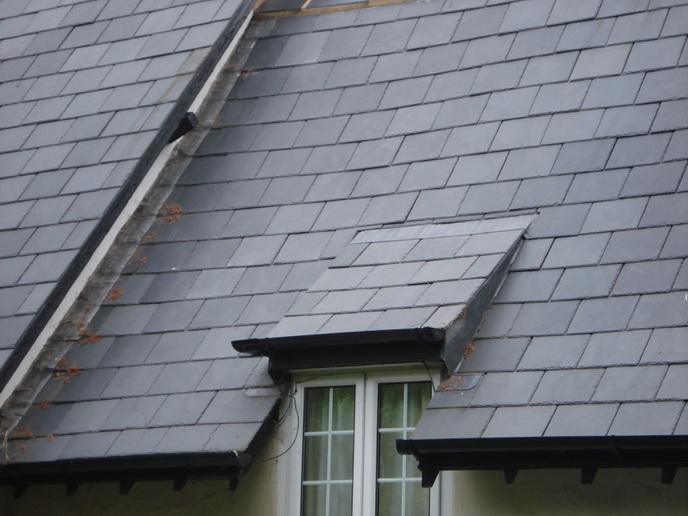 Roofing Slate, Black Slate Roof Tiles 600x300x5-7mm, £11.95/m2 - Paving Slabs UK