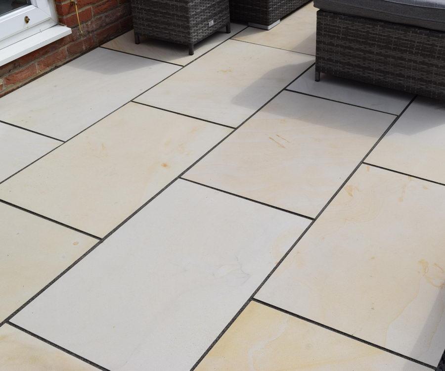 smooth sandstone mint paving